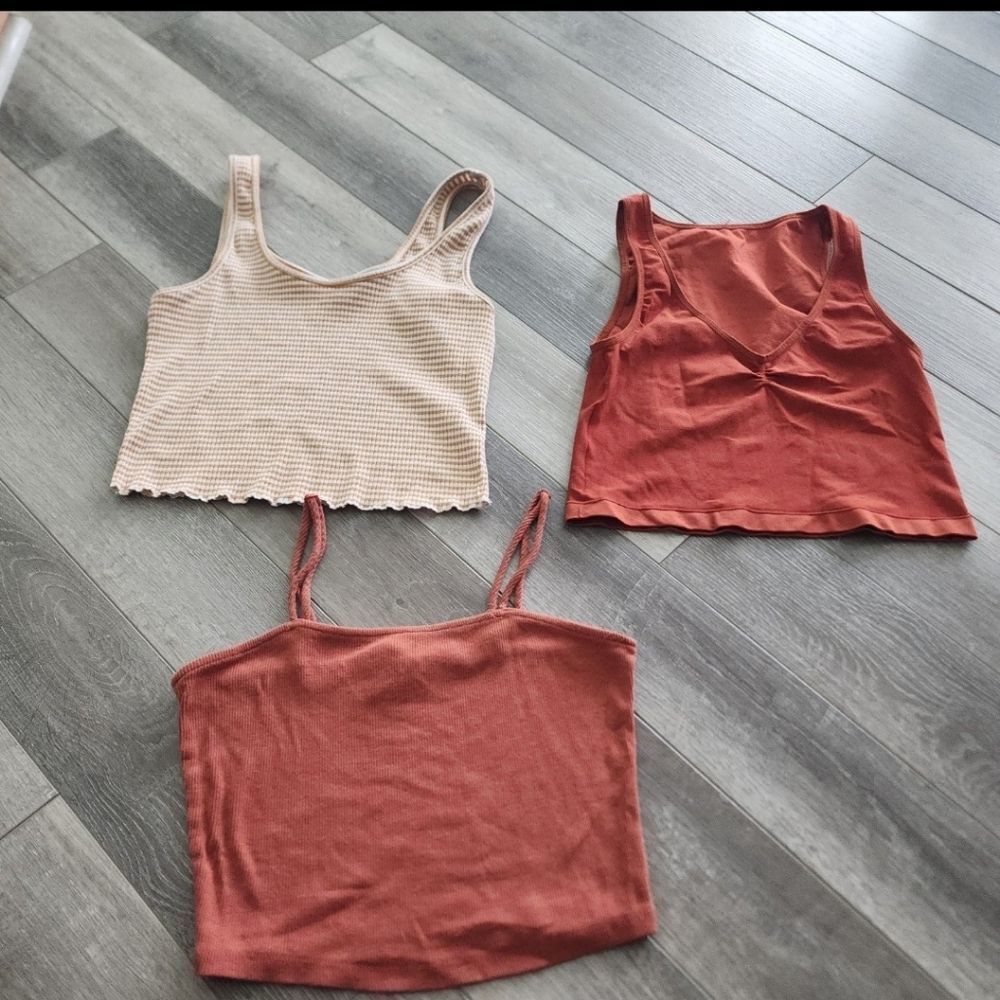 Small Cropped Tank Top Bundle